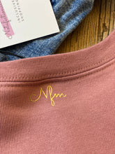 Load image into Gallery viewer, Personalised mum sweatshirt
