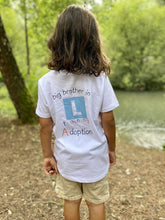 Load image into Gallery viewer, Big brother/ sister announcement T-shirts and graduation cap gift set
