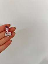Load image into Gallery viewer, female-empowerment-pinbadge-ivf-pinbadge-infertility-pinbadge-strong-woman-badge
