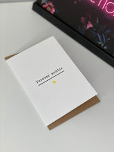 Load image into Gallery viewer, white-cardstock-yellow-star=auntie-card
