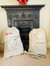 Load image into Gallery viewer, large-christmas-gift-sacks-personalised-name-present-sacks
